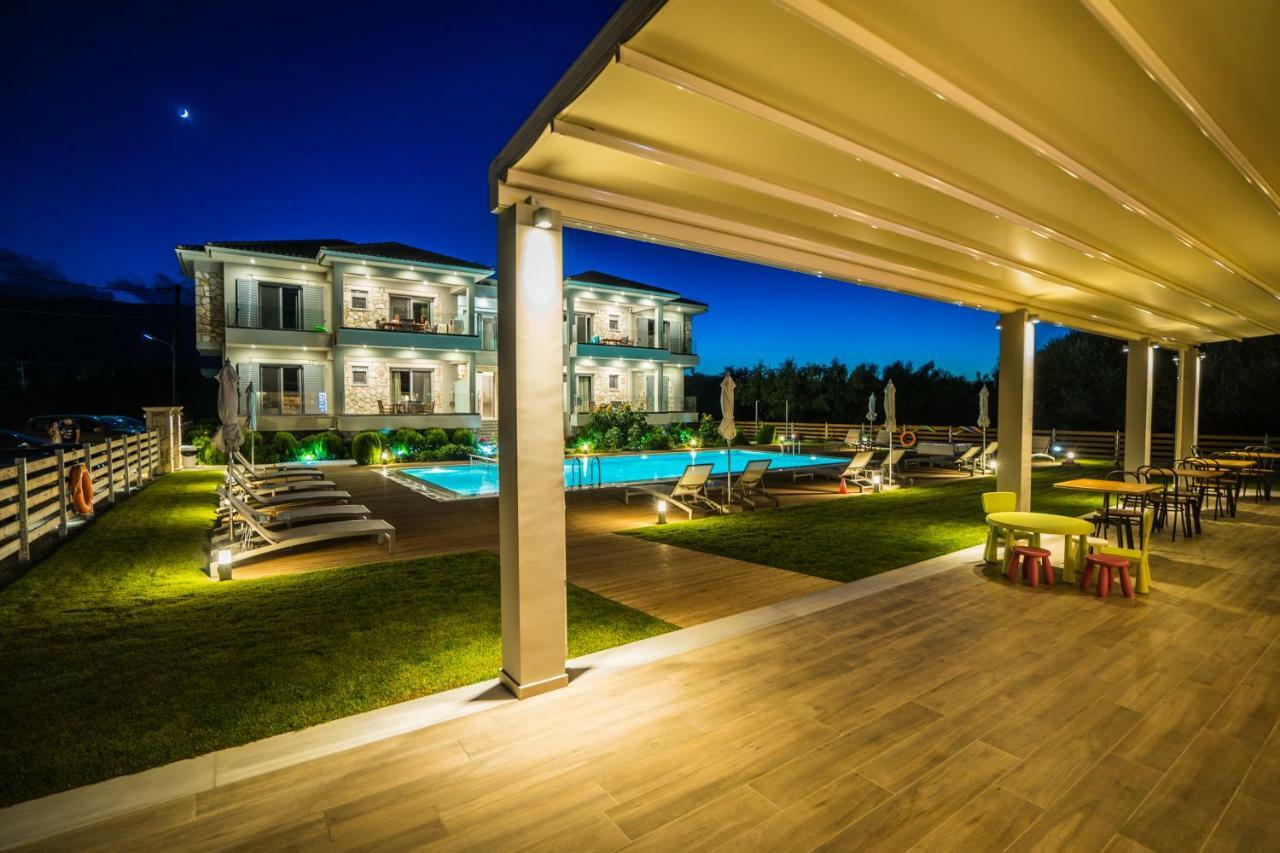 Zante Suites اليكاناس المظهر الخارجي الصورة